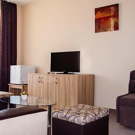 Hotel Ivian Family Rawda